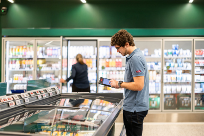 Explore competitive decarbonization insights