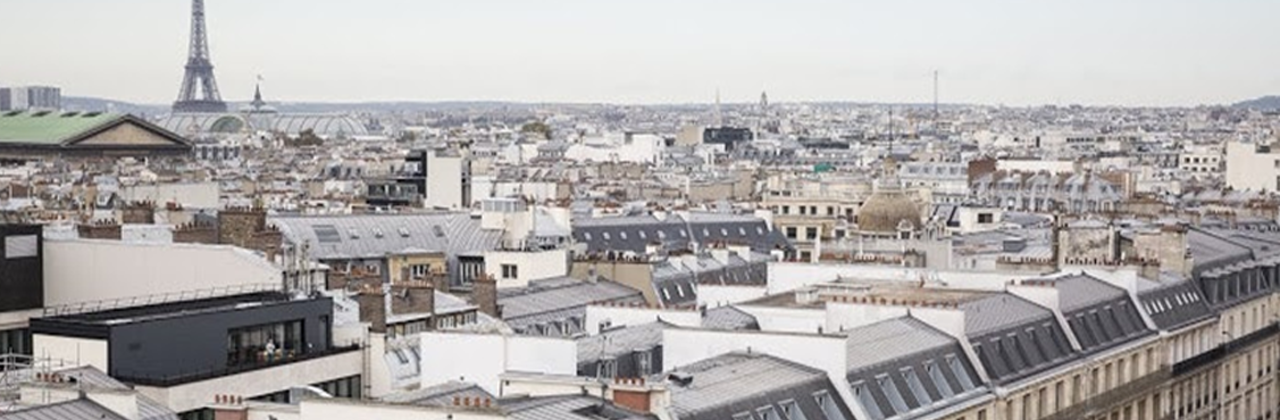 Paris - ville écologique avec un refroidissement naturel