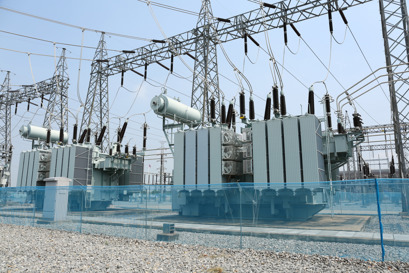 Data center power distribution