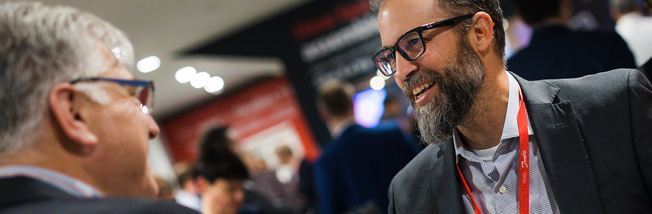 Two Danfoss colleagues during a seminar