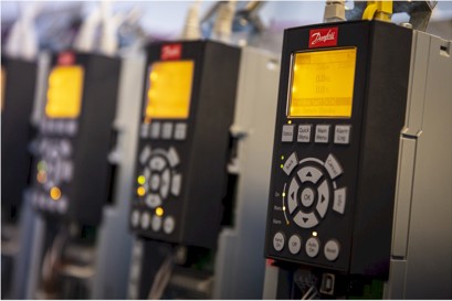 3 Danfoss frequentieregelaars