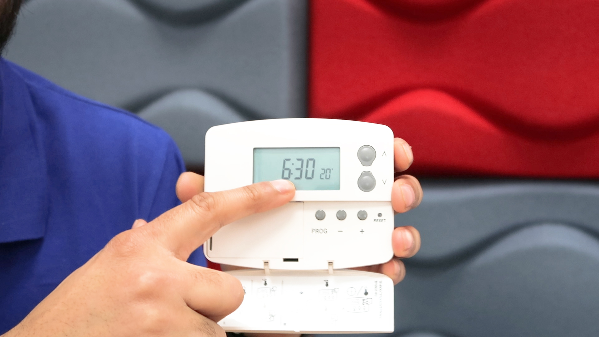 Programming on and off times on the TP5000 range