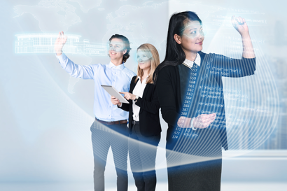 Auszubildende in virtueller Arbeitsumgebung