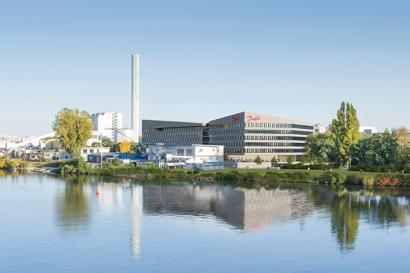 Entwurf des neuen Danfoss Gebäudes am Mainufer im Offenbacher Stadtteil Kaiserlei