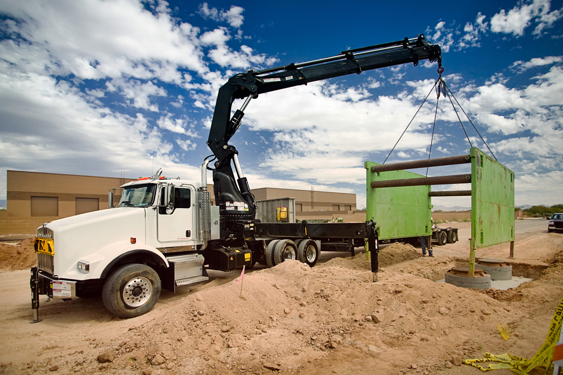Cranes and material handling | Danfoss