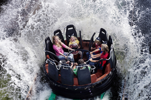 VLT® drives control energy consumption at LEGOLAND®