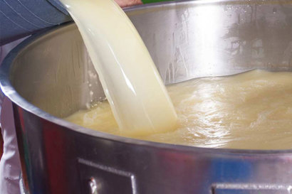 Indústria de laticínios Cemil reduz em 25% consumo de energia com projeto escolhido por programa da Cemig