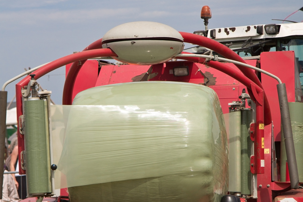 Enfardado de pacas - Danfoss