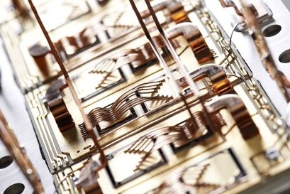 Frequentieregelaars voor liften en roltrappen