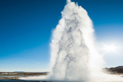 Discover the opportunities of transcritical Co2 with heat reclaim Danfoss