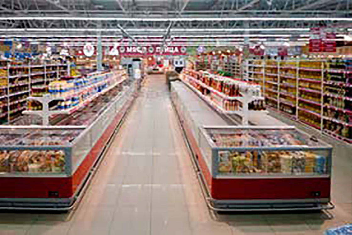 Russian supermarket saves 190,000 kWh per year Danfoss