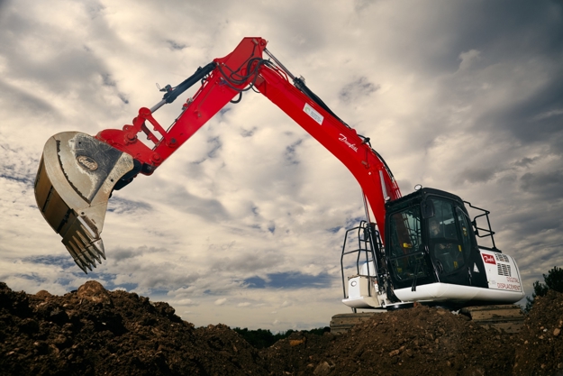 Greater hydraulic efficiency can reduce excavator battery requirements by 24.8%