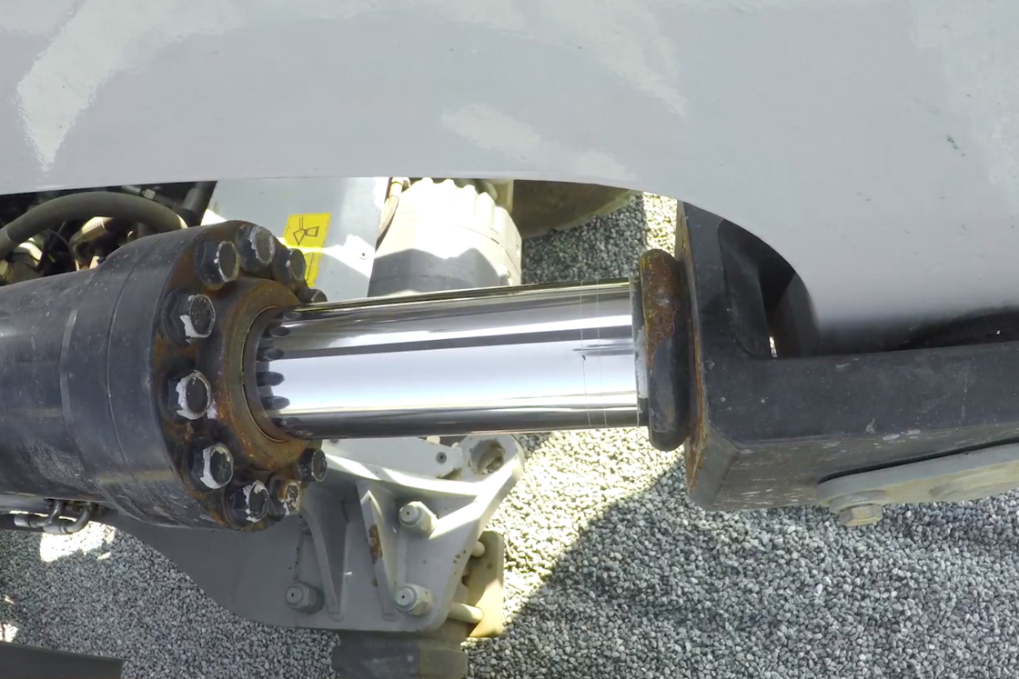 Danfoss Power Solutions – Elektronische Endhubdämpfung