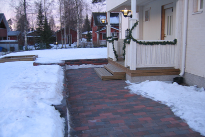 Danfoss frost and snow protection system used in application in pavement.