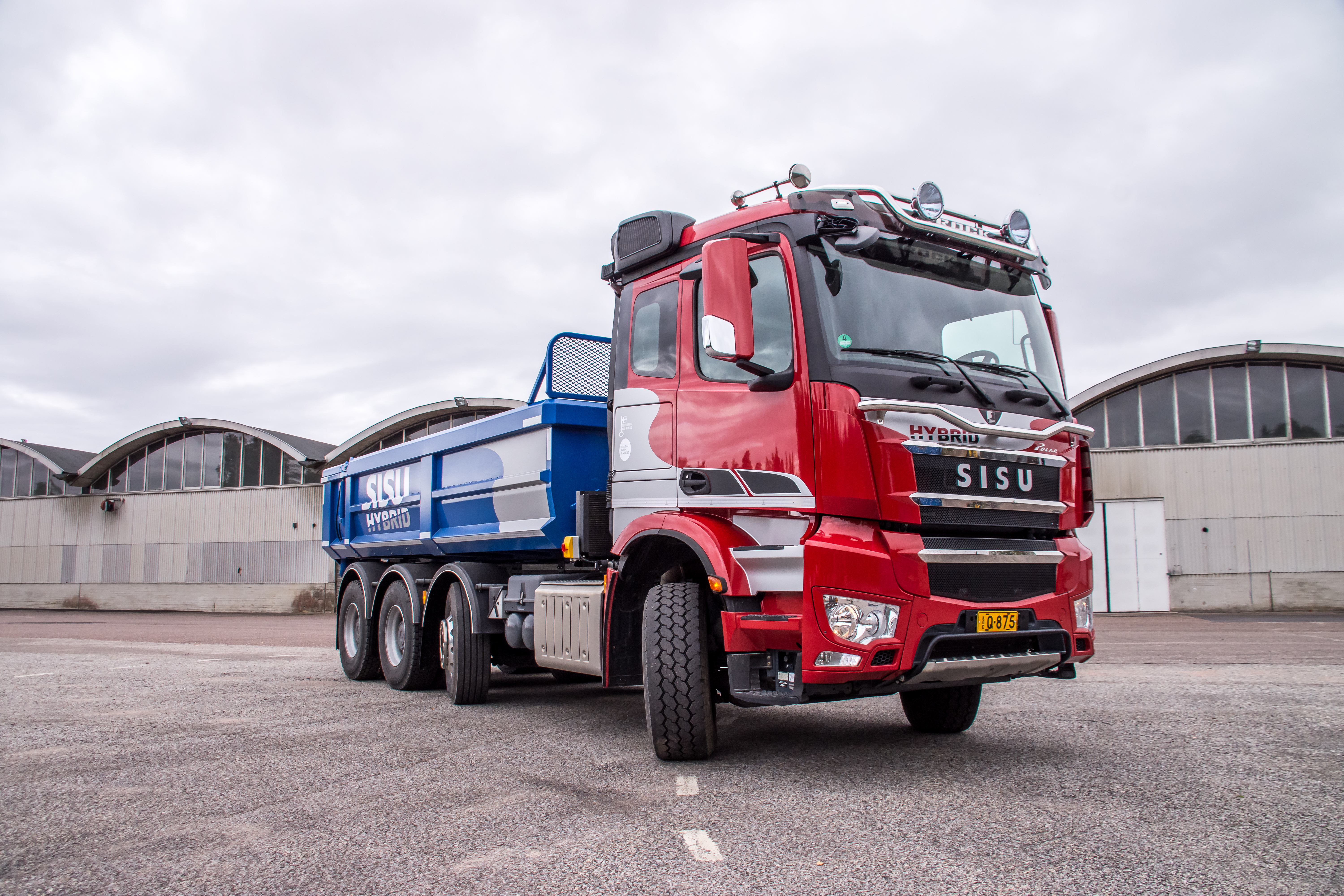Hybrid heavy duty shop trucks