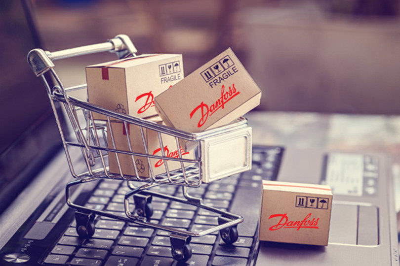 Shopping cart on laptop