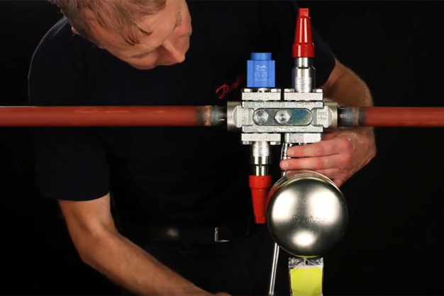 Guarda il video di installazione e manutenzione