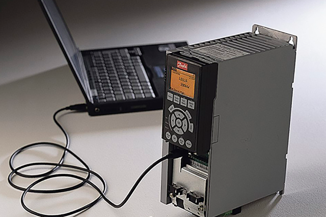 Einfache Inbetriebnahme durch MCT 10 via PC und USB-Verbindung