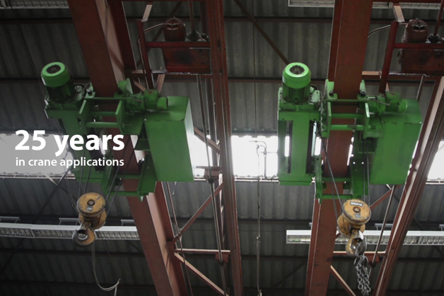 25 lat doświadczenia w aplikacjach dźwigowych