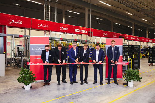 Ribbon-cutting: Danfoss leadership was on hand in Tallahassee to officially open the new Turbocor factory. L-R: Kristian Strand, President, Danfoss Commercial Compressors; Mads Clausen, 3rd generation of Danfoss founder Mads Clausen; Ricardo Schneider, President, Danfoss Turbocor; Kim Fausing, CEO, Danfoss; Jurgen Fischer, President, Danfoss Climate Solutions; Mads Peter Clausen, 3rd generation of Danfoss founder Mads Clausen