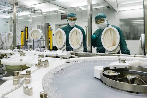 Impulsando el máximo tiempo de actividad en la producción farmacéutica aséptica.