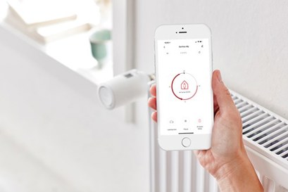 Video: Danfoss Ally App mit Radiator im Hintergrund