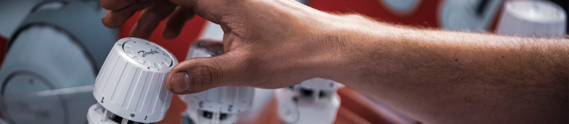 INSTALLATEURS CHAUFFAGISTES DANFOSS