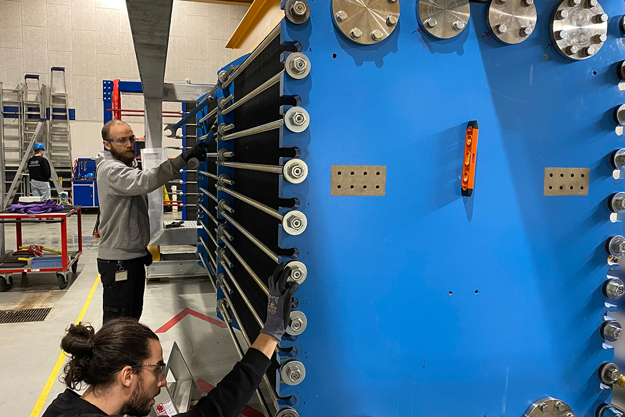 Get technical support for installing Danfoss cooling solutions | Danfoss