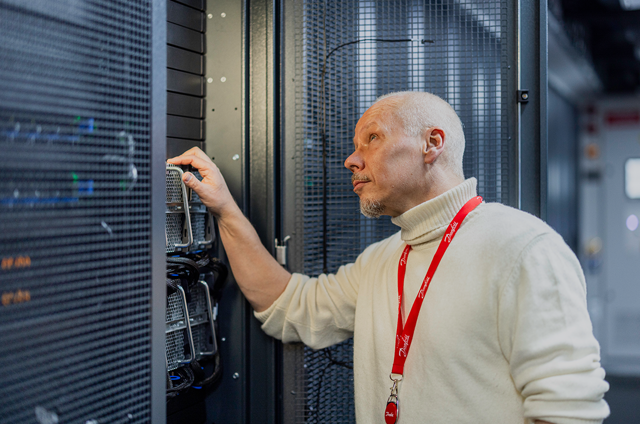 Explore Data Center Technologies