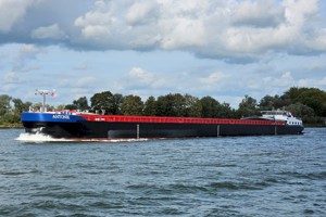 Duurzame binnenvaart op groene waterstof | Danfoss Drives | frequentieregelaars | Antonie | WEVA project