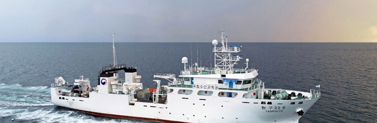 Danfoss shaft generators drive down emissions on board