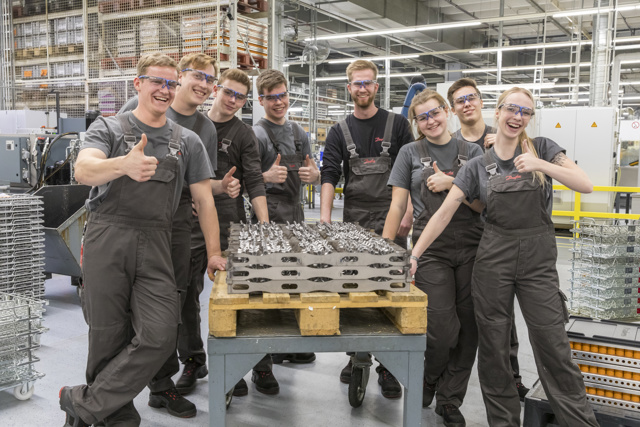 Auszubildende am Danfoss Standort Neumünster