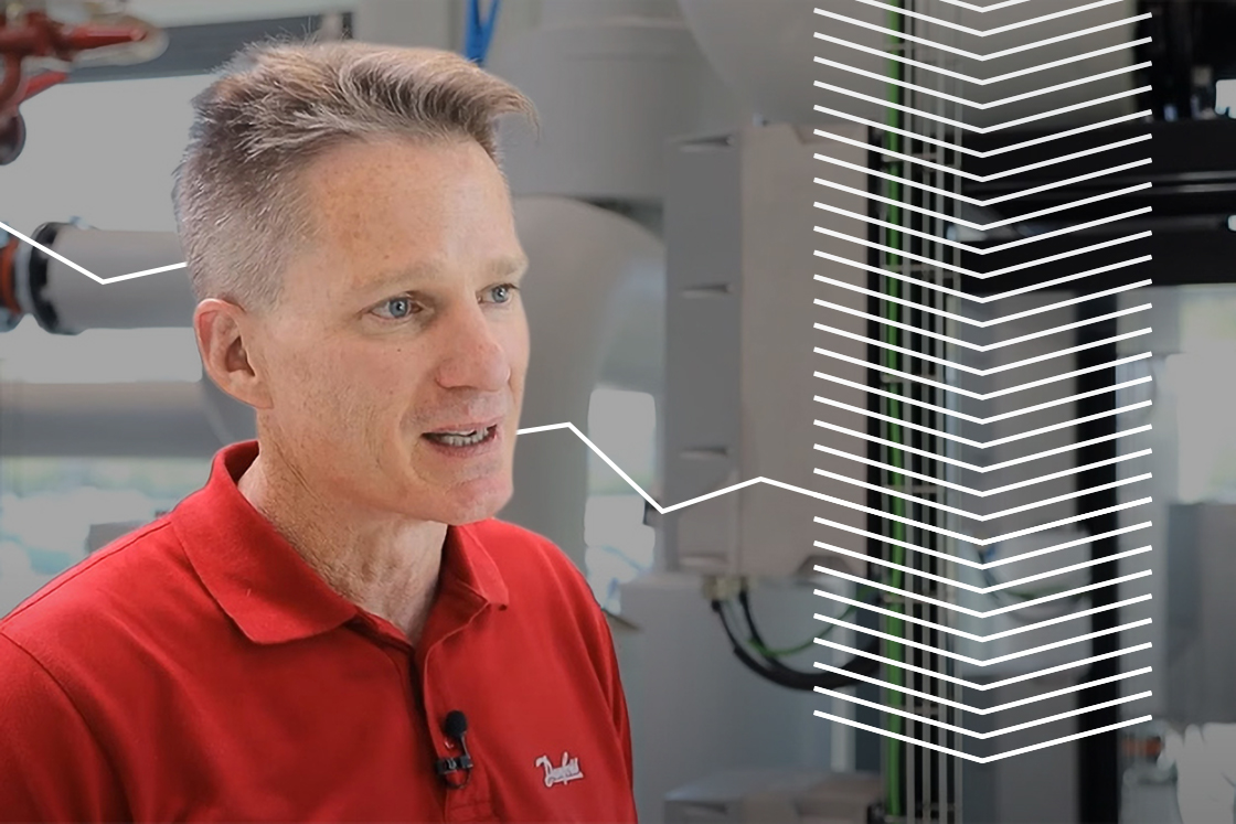 Drew Turner spricht in einem Video über Abwärmelösungen